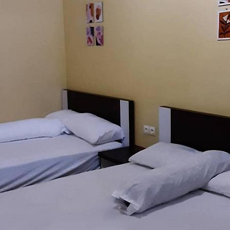 Guest House Syariah Lp3B Brebes Redpartner Dış mekan fotoğraf